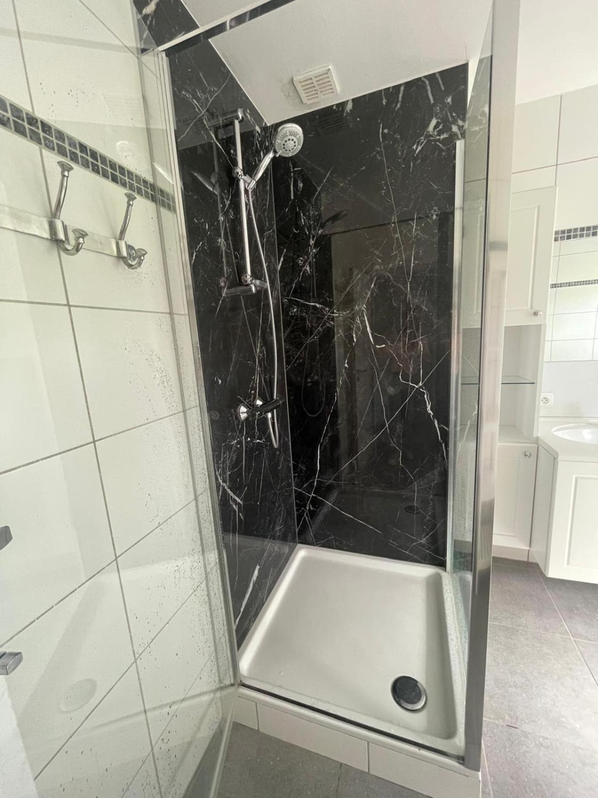 Le Gite Du Vieux Chene Bertogne Buitenkant foto